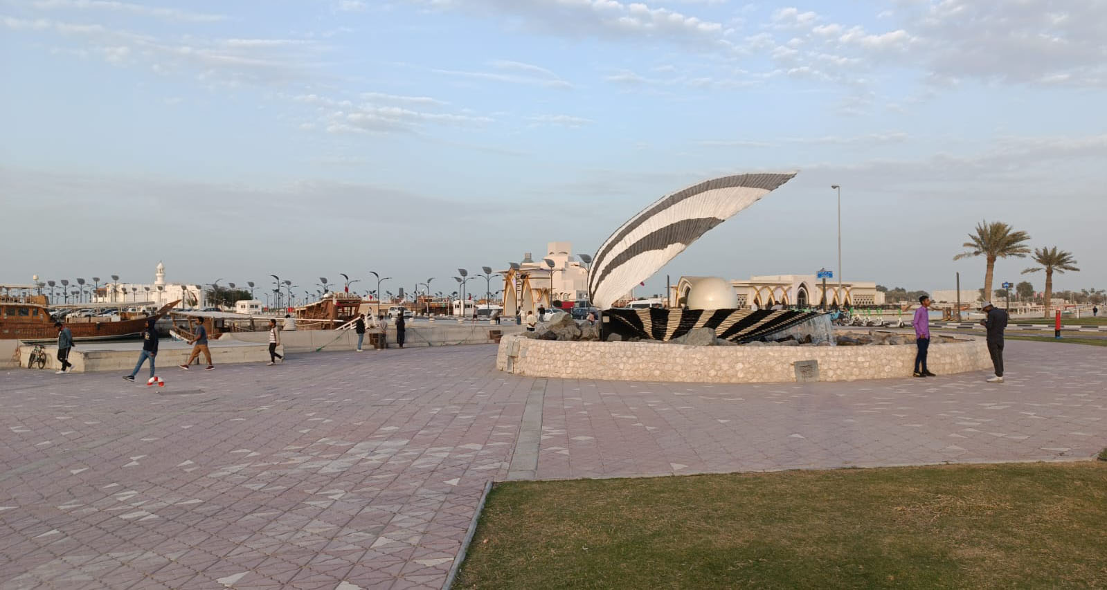 Corniche 1.jpeg